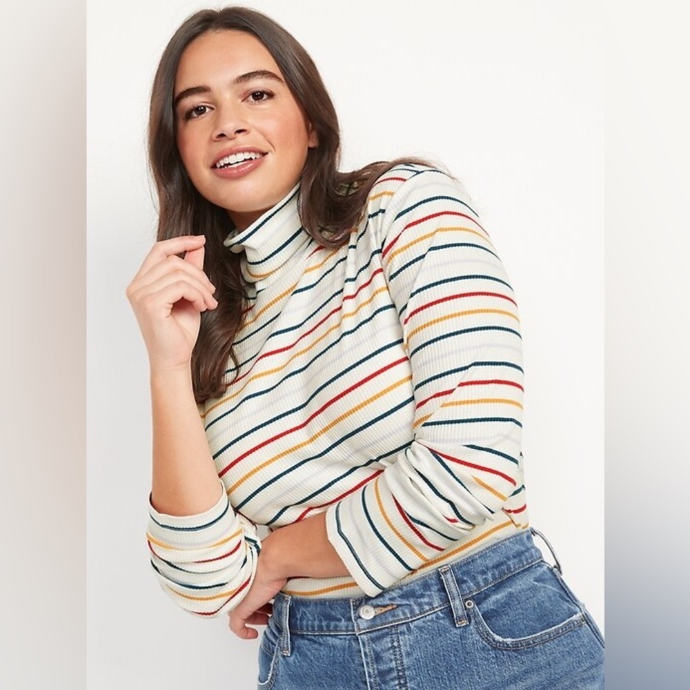 Old Navy Women’s Ribbed Striped Turtleneck—Like New!